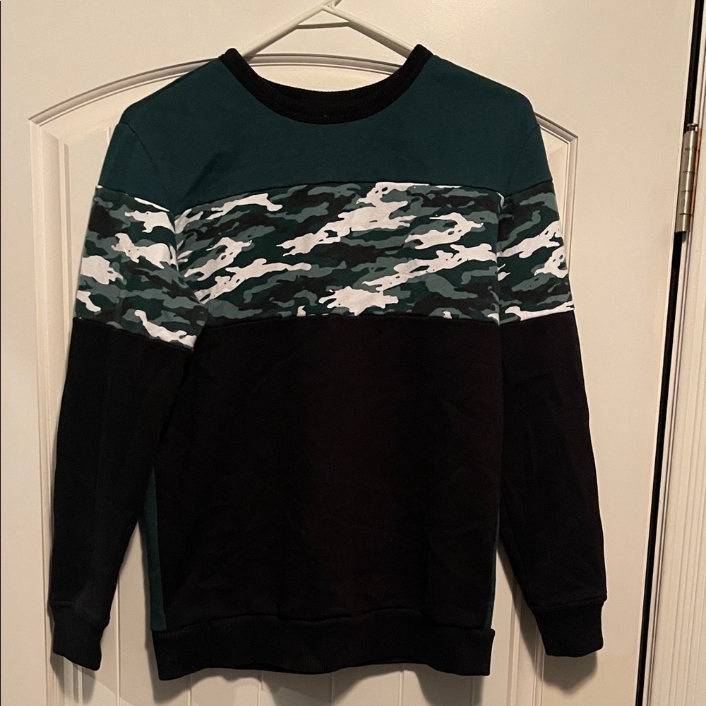 The Children's Place Camouflage Sweatshirt - Green, Black, and White
